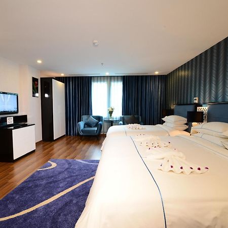 Hanoi Emerald Waters Hotel & Spa Quarto foto